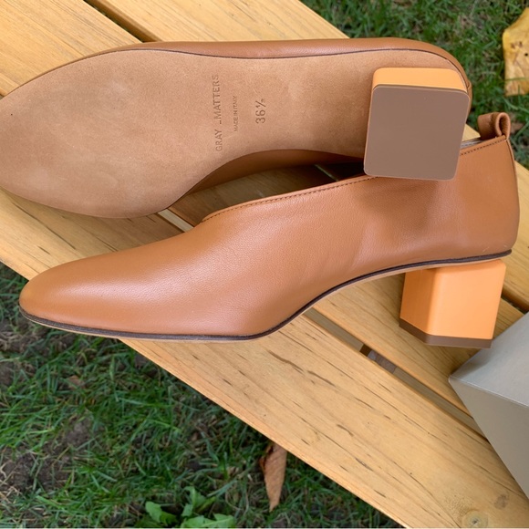 Brand new - Gray Matters Mildred Classic Pump size 6.5!! Perfect for fall - Picture 4 of 11